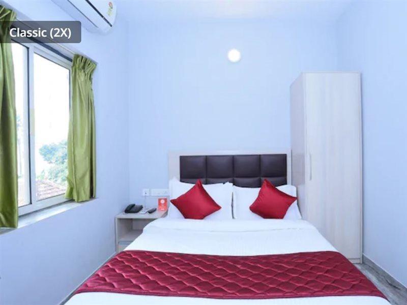 טריואנדרום Super Townhouse Prince Palace מראה חיצוני תמונה